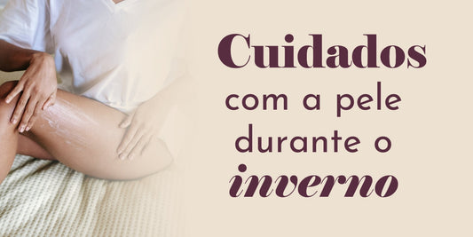 Mulher deitada passando creme nas pernas em arte em tons de rosa claro e detalhes sobre cuidados com a pele no inverno