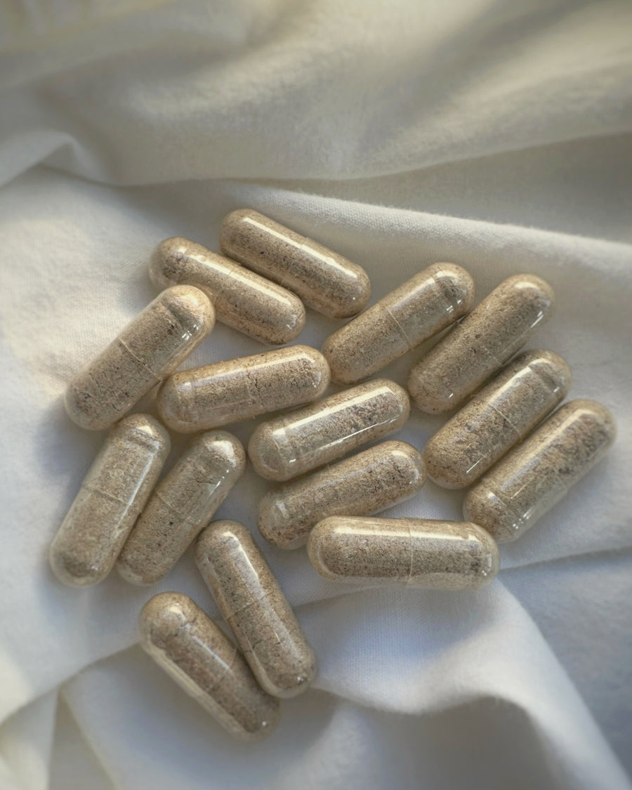 Metabolique: Tome 2 cápsulas até às 15:00h para ativação do metabolismo, mais energia e controle da vontade do docinho.